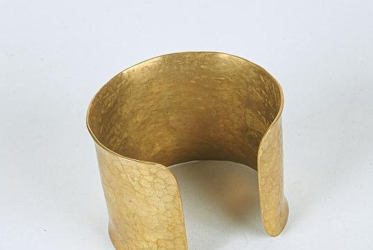 Hammered brass Odeshi cuff bracelet by GEOMETRIC. 